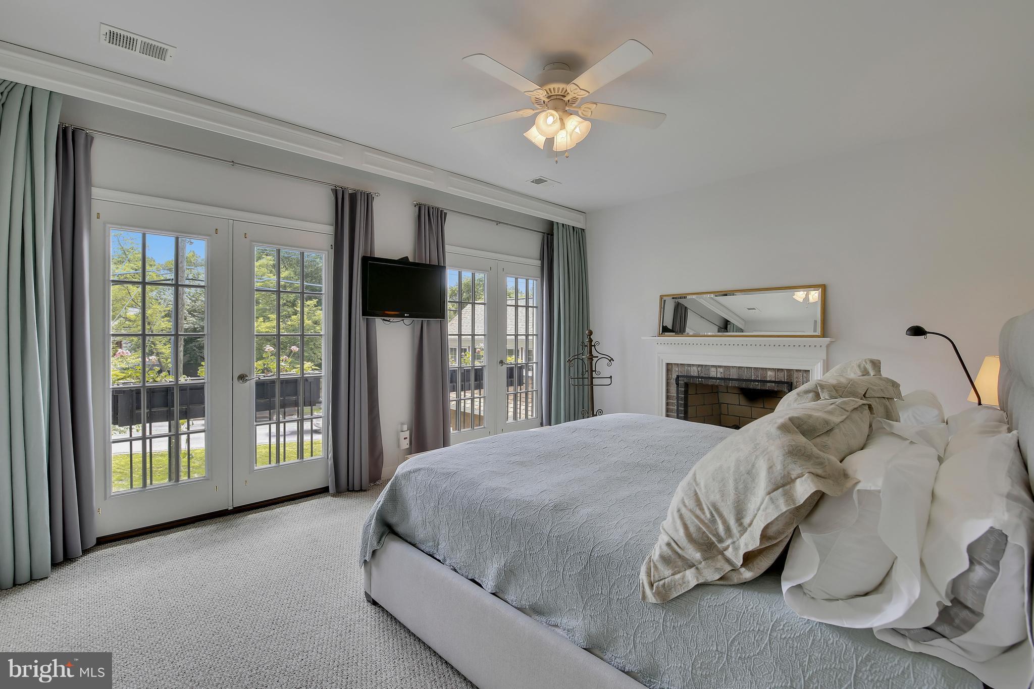 2016 Collingwood Road Alexandria, VA 22308 - Photo 12 of 30 Bedroom (Master)