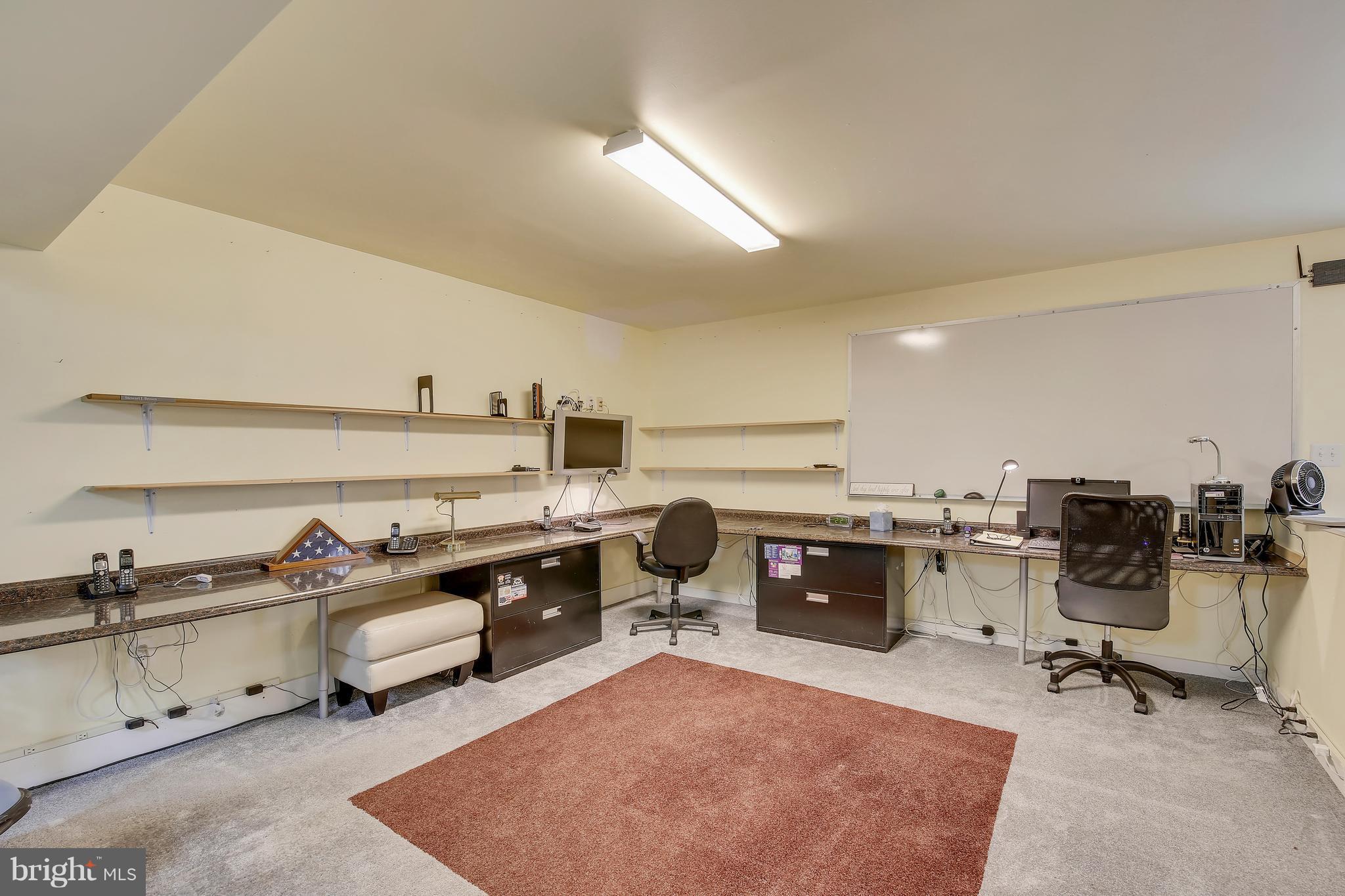 2016 Collingwood Road Alexandria, VA 22308 - Photo 25 of 30 Desk Area