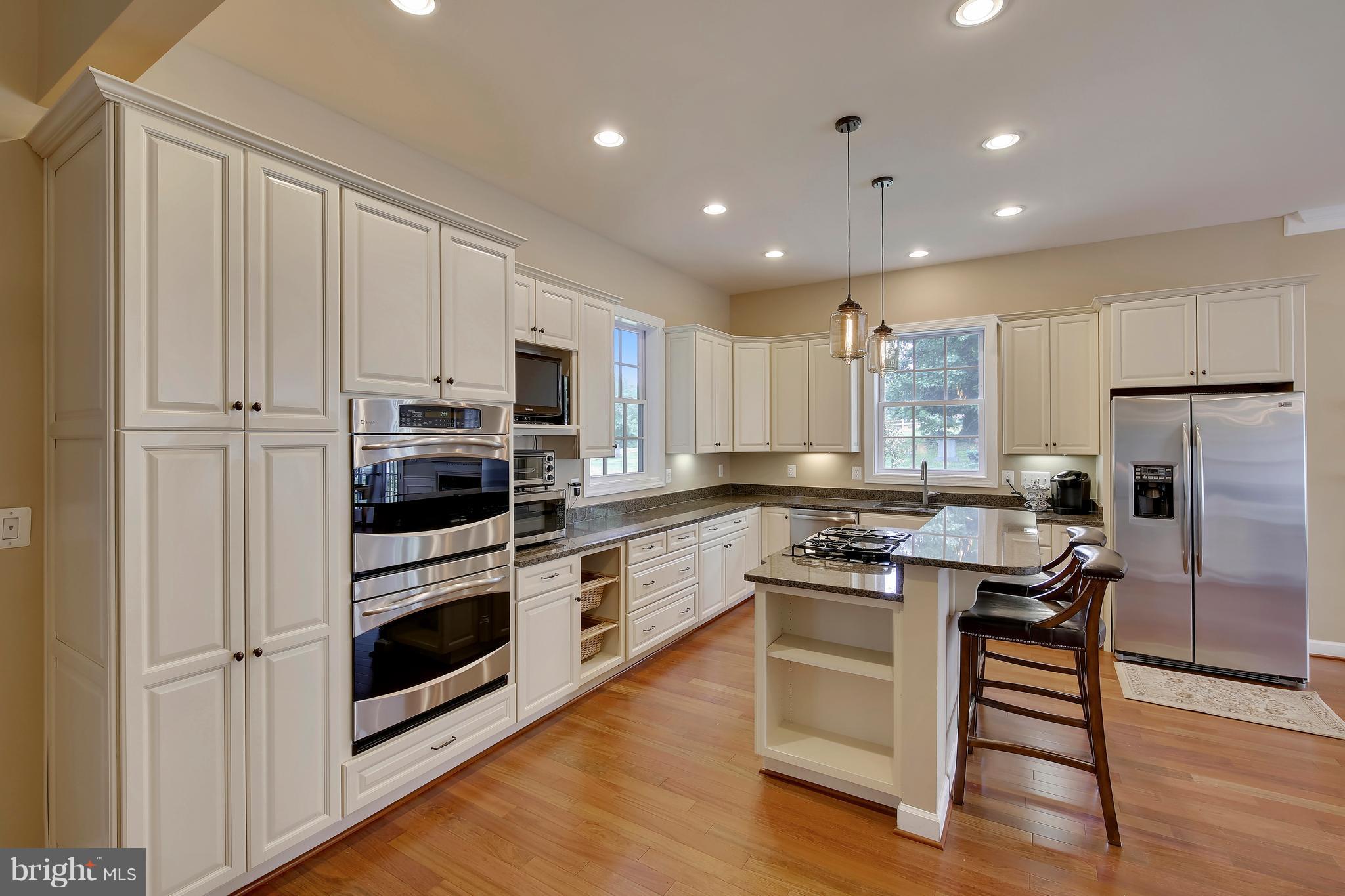 2016 Collingwood Road Alexandria, VA 22308 - Photo 7 of 30 Kitchen