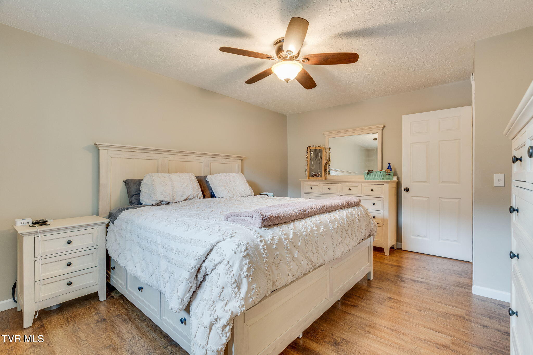 1025 Amersham Road Kingsport, TN 37660 - Photo 12 of 41 016