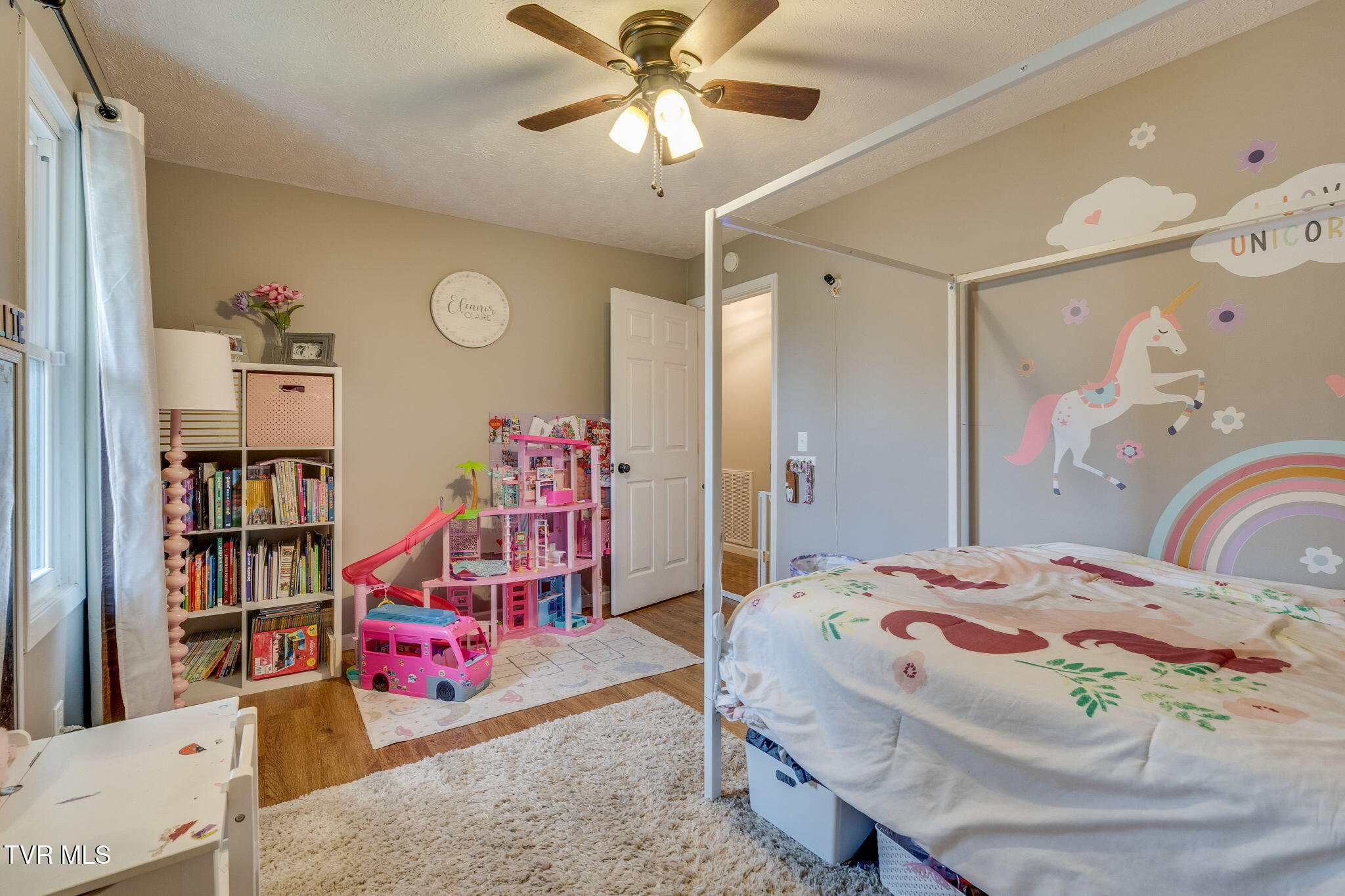 1025 Amersham Road Kingsport, TN 37660 - Photo 16 of 41 020