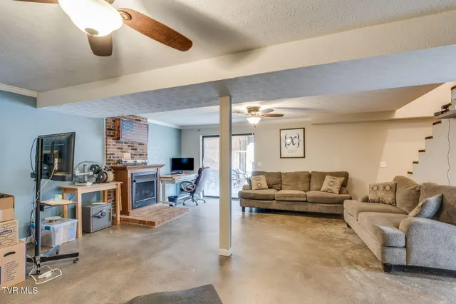 $335,000 | 1025 Amersham Road, Kingsport, TN 37660