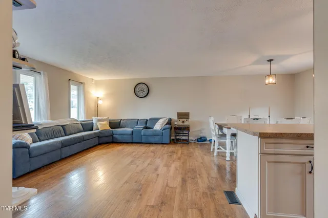 $335,000 | 1025 Amersham Road, Kingsport, TN 37660