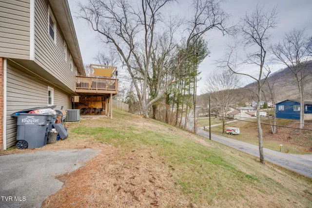 $335,000 | 1025 Amersham Road, Kingsport, TN 37660