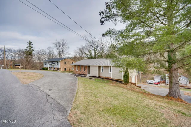 $335,000 | 1025 Amersham Road, Kingsport, TN 37660