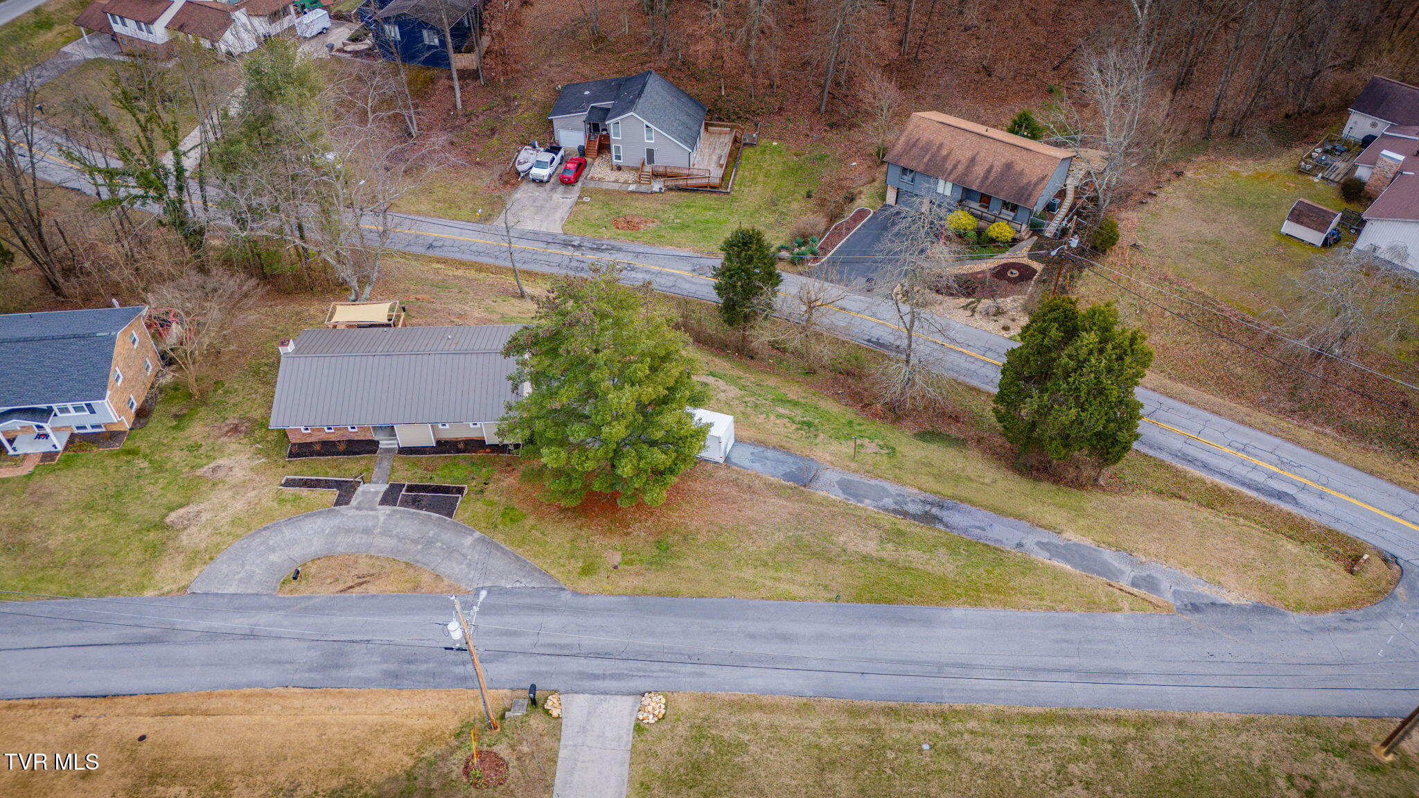 1025 Amersham Road Kingsport, TN 37660 - Photo 38 of 41 103