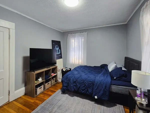 $7,600 | 235-237 Chestnut Hill Avenue, Unit 1, Boston, MA 02135