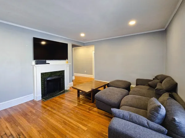 $7,600 | 235-237 Chestnut Hill Avenue, Unit 1, Boston, MA 02135