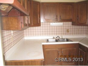7648 South St Road Peru, IN 46970 - Photo 2 of 12