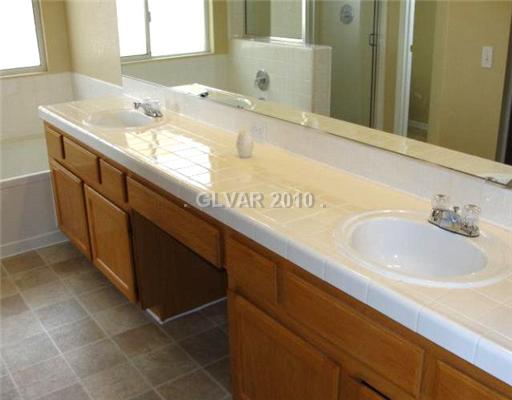 8320 Maplestar Road Las Vegas, NV 89128 - Photo 17 of 23 Master Bath/Spa.
