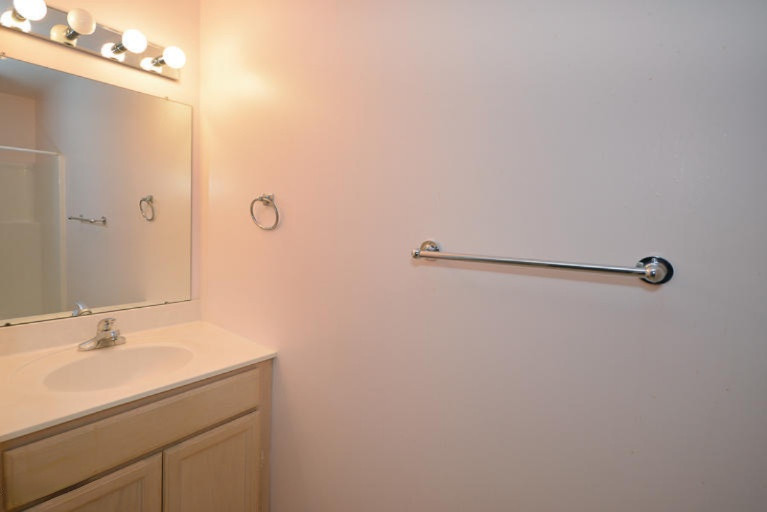 329 Pratt Road Kalamazoo, MI 49008 - Photo 11 of 24 329Pratt_14