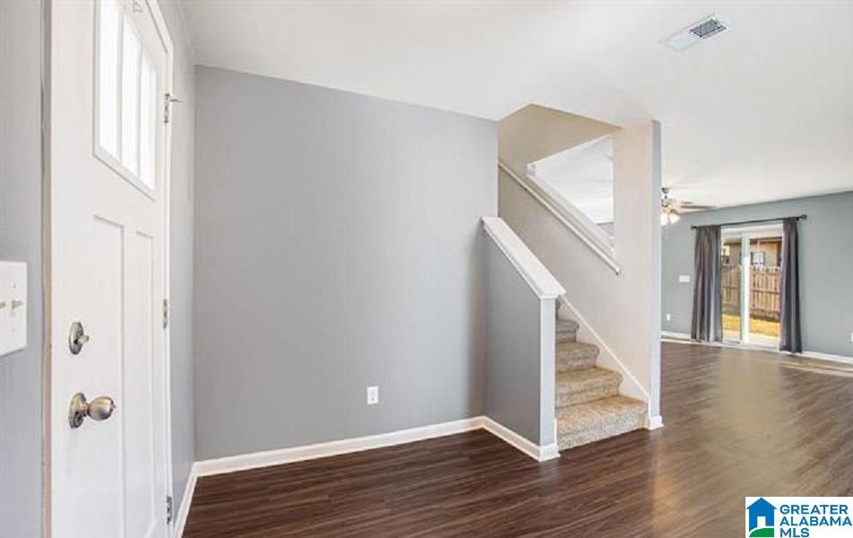 2050 Kerry Circle Calera, AL 35040 - Photo 3 of 22