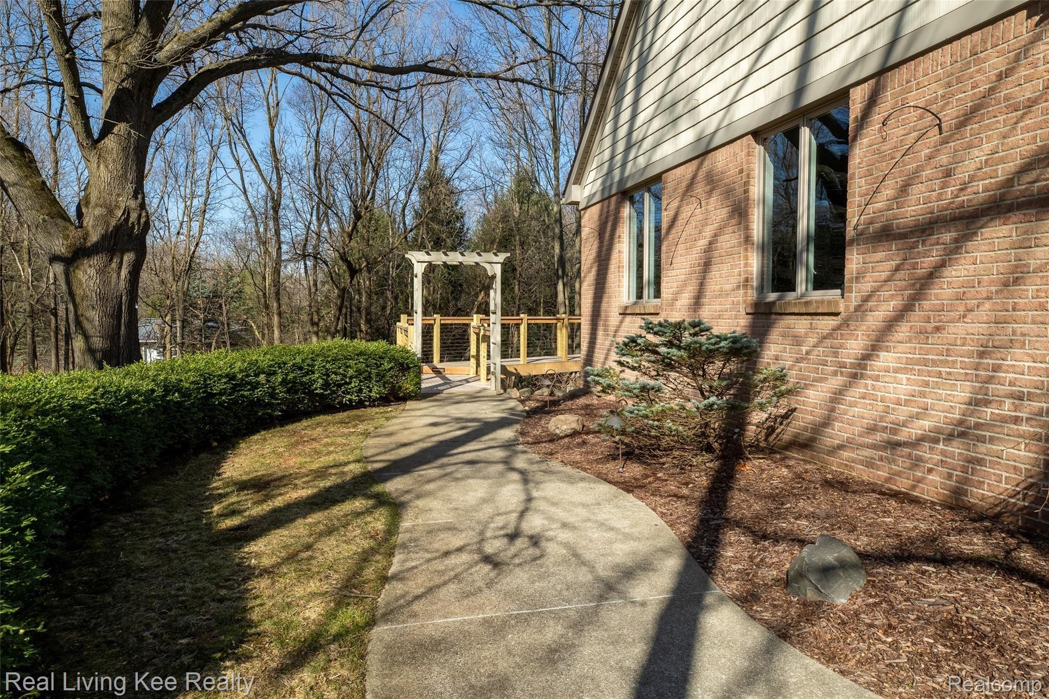 3648 Gregory Road Lake Orion, MI 48359 - Photo 60 of 68 3648 Gregory-11.jpg