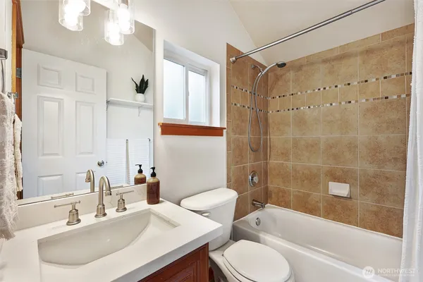 $899,999 | 1118 Northwest 56th Street, Unit A, Seattle, WA 98107