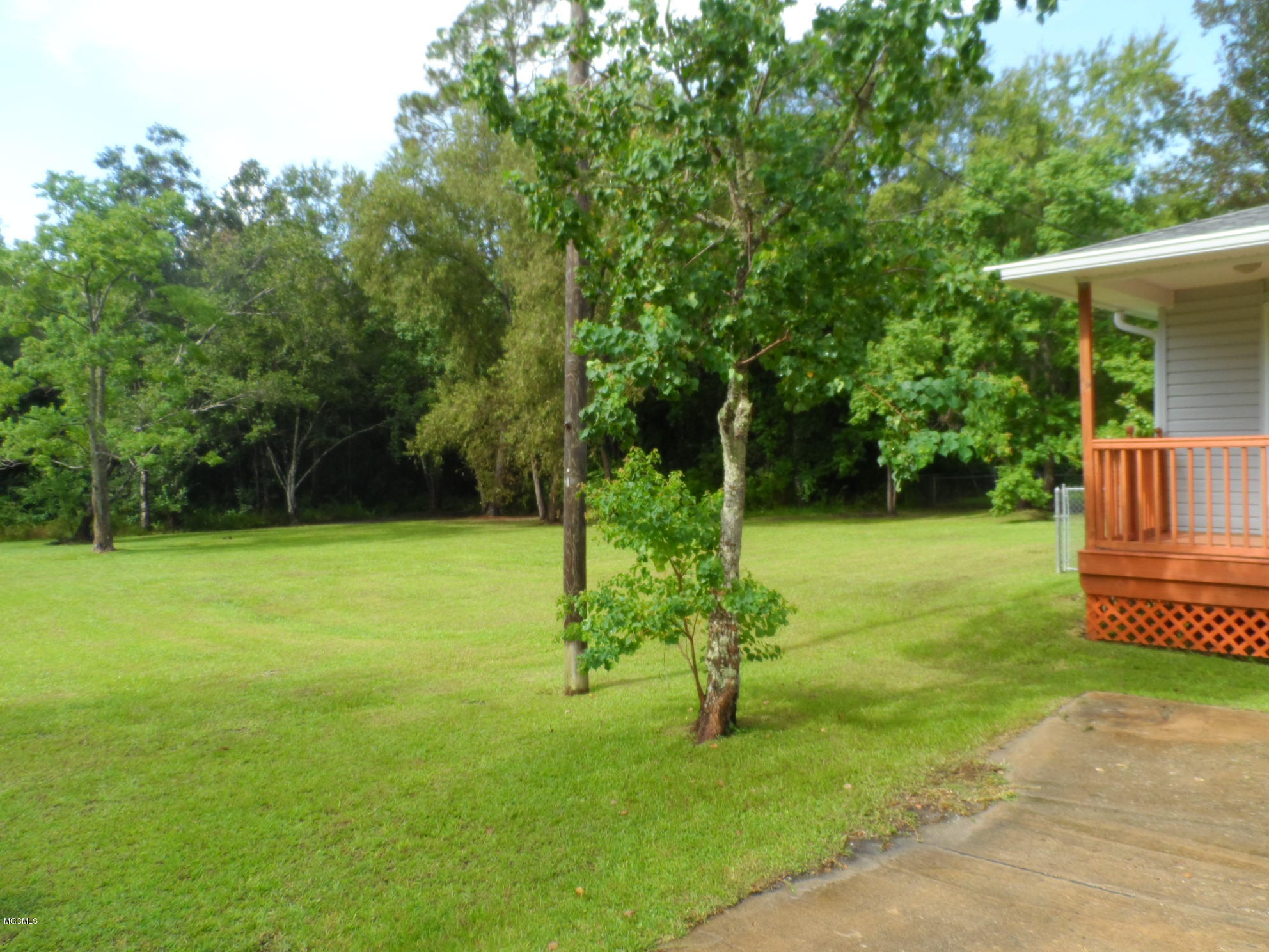 13289 Rene Avenue Gulfport, MS 39503 - Photo 2 of 20 SAM_6387