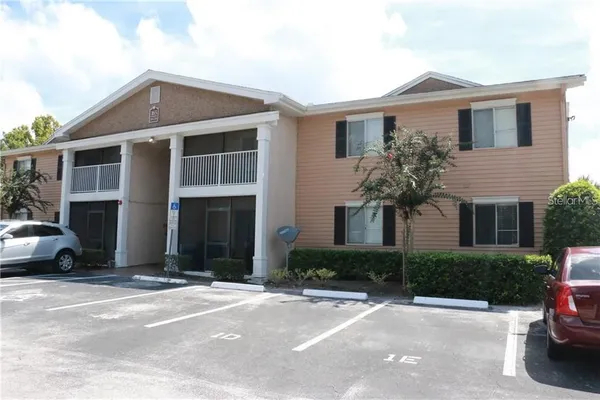 $1,600 | 165 North Pearl Lake Causeway, Unit 104, Altamonte Springs, FL 32714