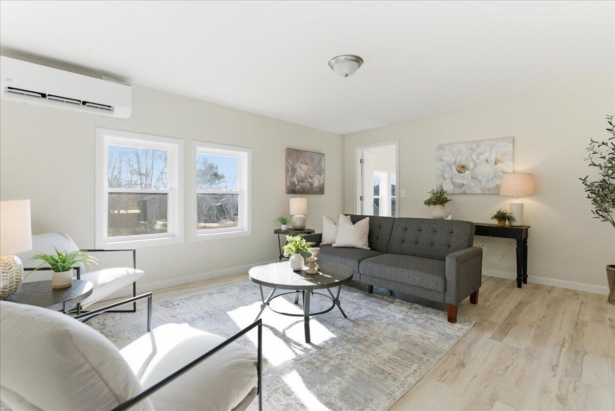 670 Wiscasset Road Boothbay, ME 04537 - Photo 18 of 30 41-670 Wiscasset Rd_Boothbay_ME-38