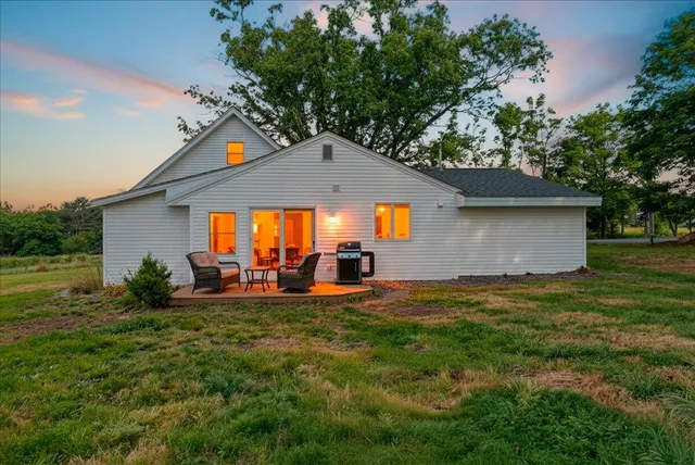 $415,000 | 670 Wiscasset Road, Boothbay, ME 04537