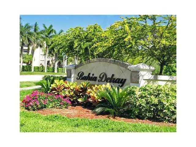 $1,975 | 1215 Crystal Way, Unit N, Delray Beach, FL 33444
