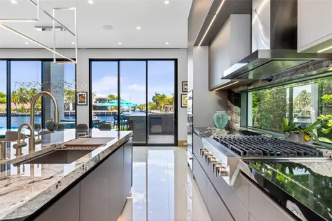 $19,995,000 | 34 Minnetonka Road, Sea Ranch Lakes, FL 33308