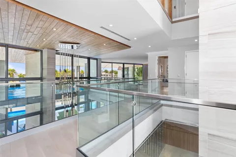 $19,995,000 | 34 Minnetonka Road, Sea Ranch Lakes, FL 33308