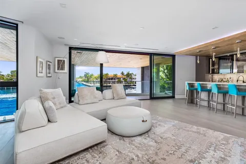 $19,995,000 | 34 Minnetonka Road, Sea Ranch Lakes, FL 33308