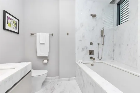 $19,995,000 | 34 Minnetonka Road, Sea Ranch Lakes, FL 33308