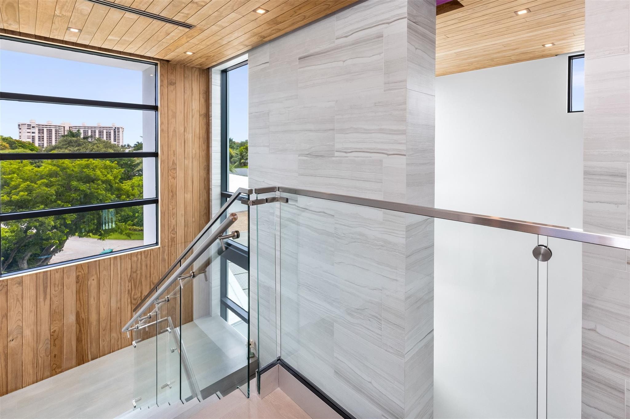 34 Minnetonka Road Sea Ranch Lakes, FL 33308 - Photo 39 of 89 Photo 39