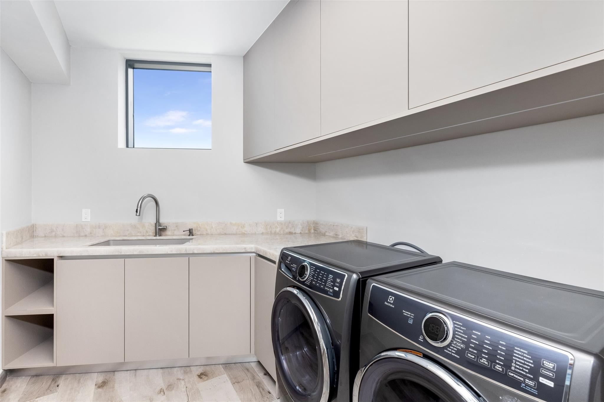 34 Minnetonka Road Sea Ranch Lakes, FL 33308 - Photo 41 of 89 Photo 41