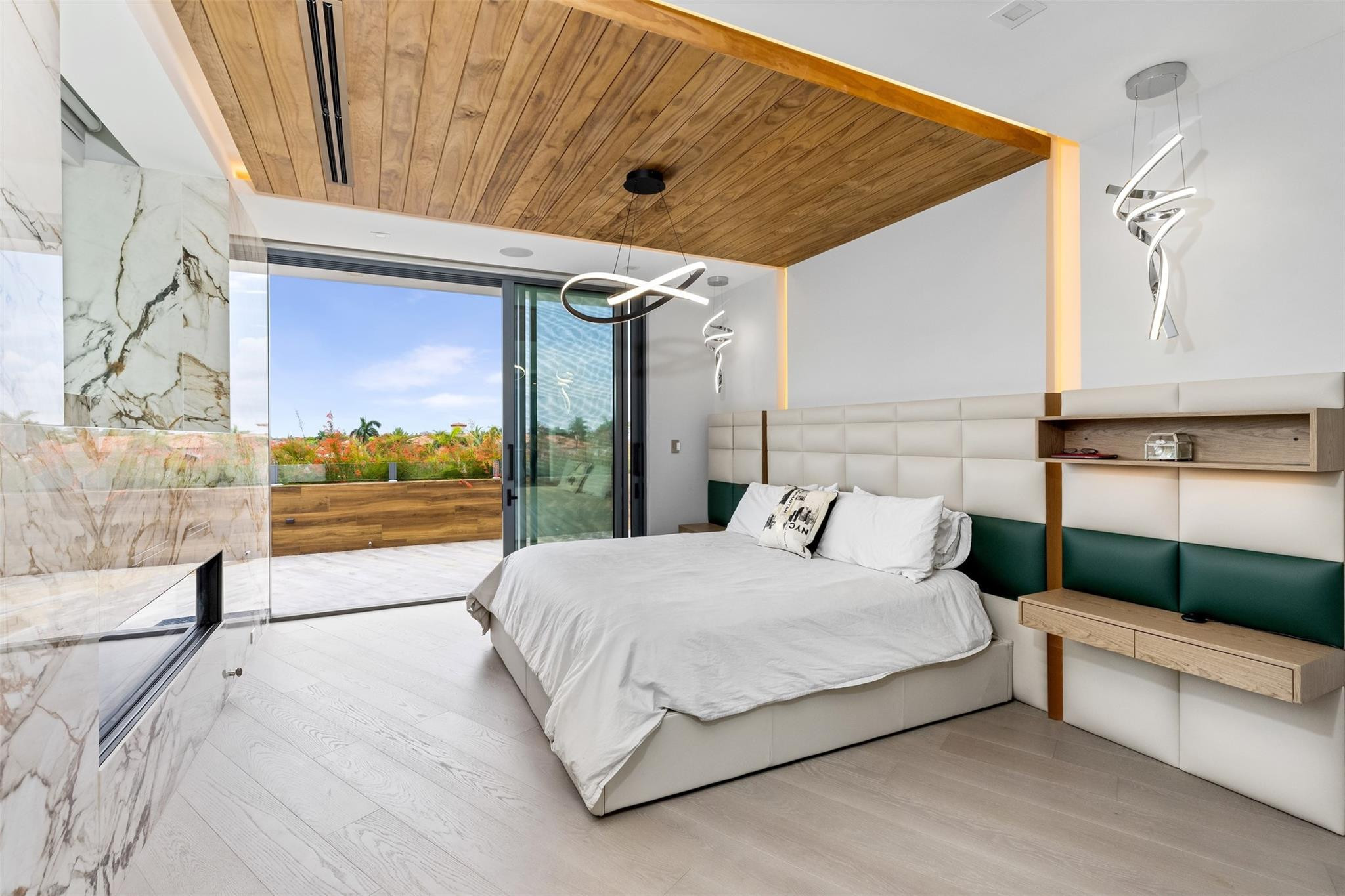 34 Minnetonka Road Sea Ranch Lakes, FL 33308 - Photo 44 of 89 Primary Bedroom