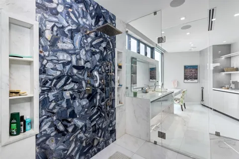 $19,995,000 | 34 Minnetonka Road, Sea Ranch Lakes, FL 33308