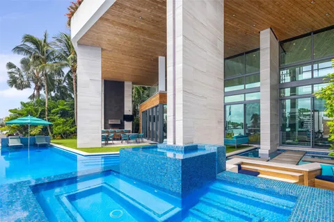 $19,995,000 | 34 Minnetonka Road, Sea Ranch Lakes, FL 33308