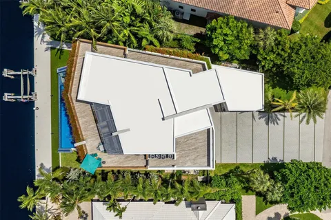 $19,995,000 | 34 Minnetonka Road, Sea Ranch Lakes, FL 33308