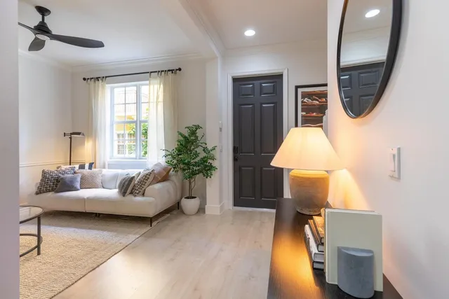 $7,000 | 72 Southeast 6th Avenue, Unit H, Delray Beach, FL 33483