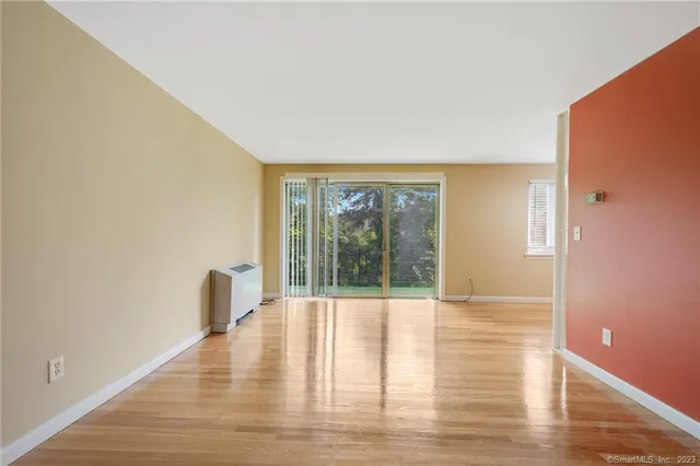 $2,000 | 115 South Main Street, Unit B14, West Hartford, CT 06107