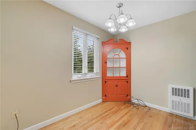 $2,000 | 115 South Main Street, Unit B14, West Hartford, CT 06107