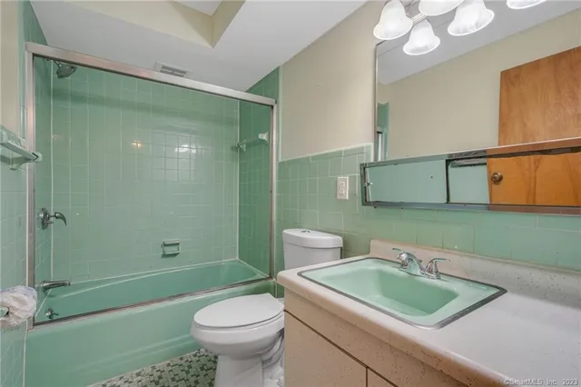 $2,000 | 115 South Main Street, Unit B14, West Hartford, CT 06107