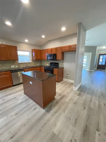 $2,200 | 2401 Christoff Loop, Austin, TX 78748