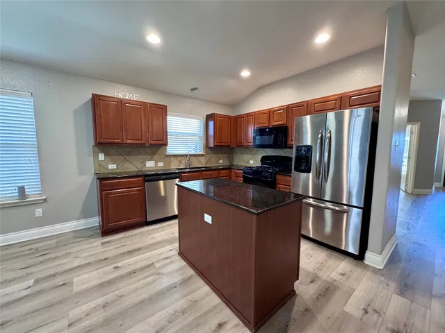 $2,200 | 2401 Christoff Loop, Austin, TX 78748