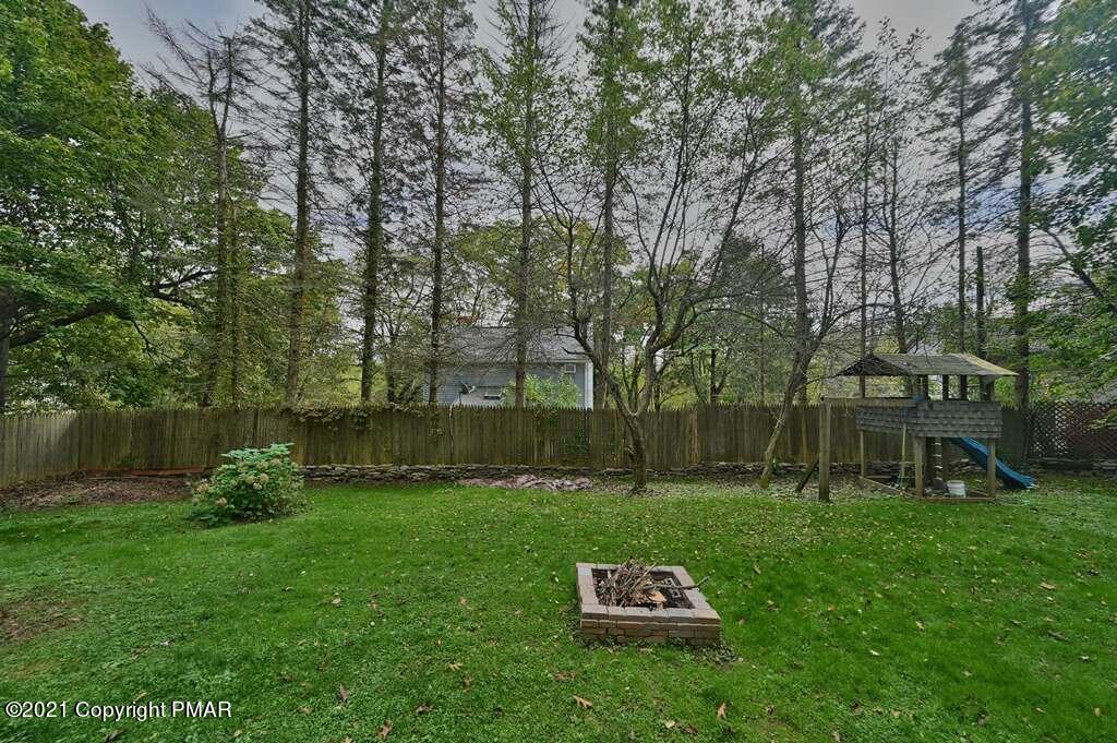 25 Reeder Street Mount Pocono, PA 18344 - Photo 54 of 58 Photo 100