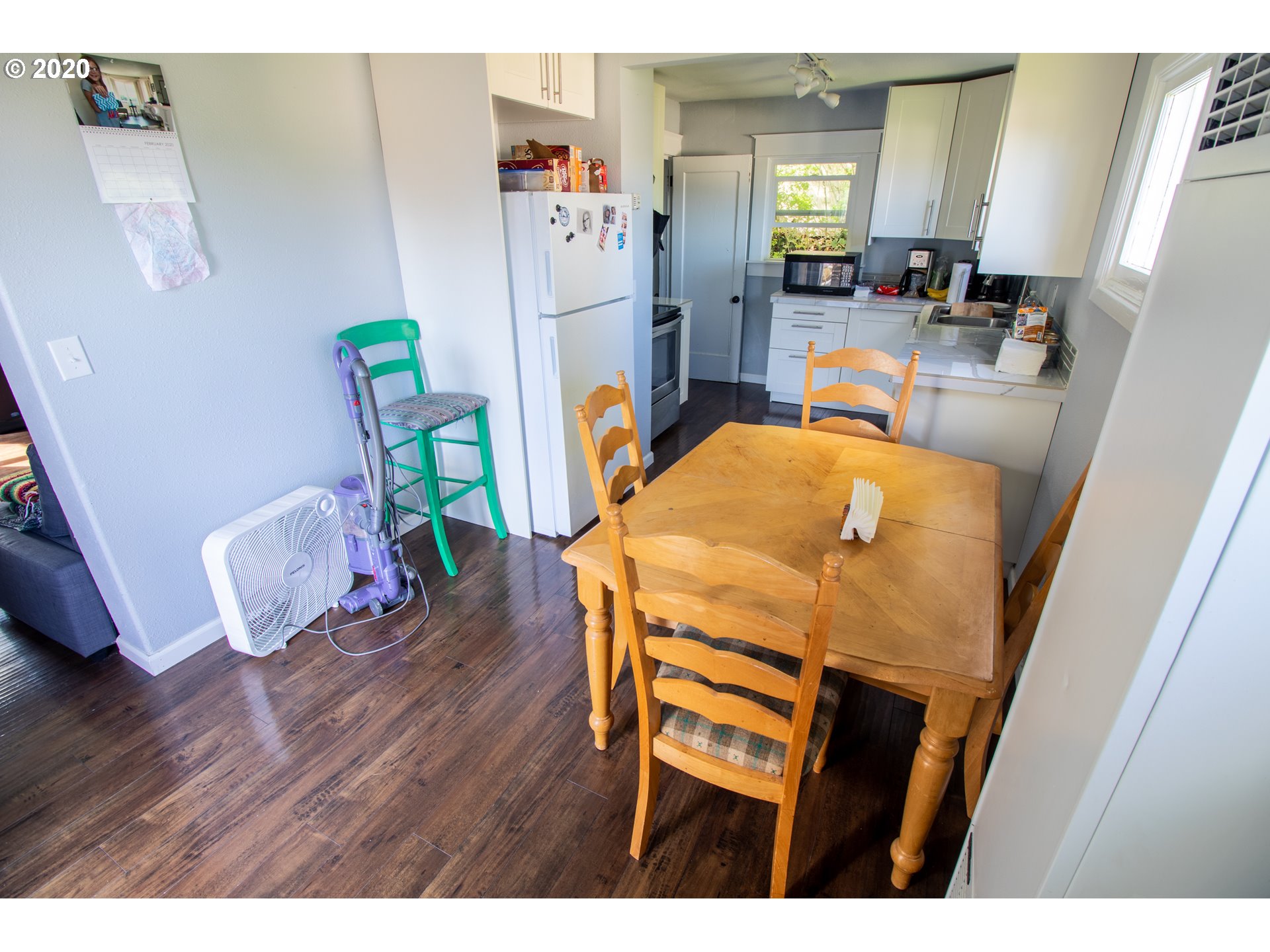 1306 Northwest Couch Street Camas, WA 98607 - Photo 4 of 15 Gallery Image 4