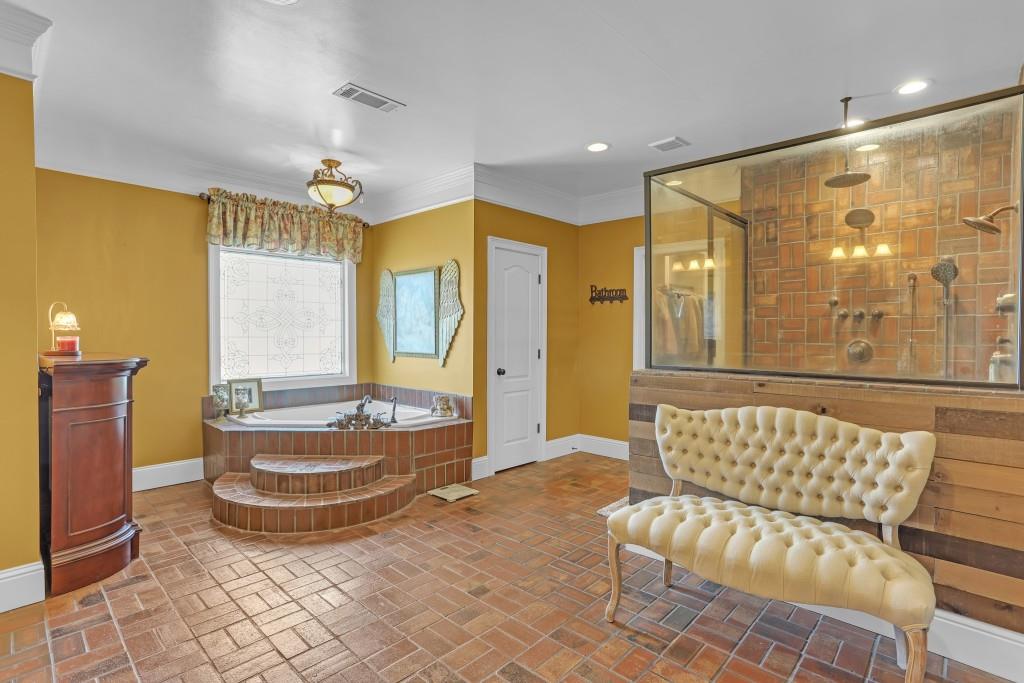 3386 Chandler Road Good Hope, GA 30641 - Photo 42 of 96 a living room with furniture and a large window