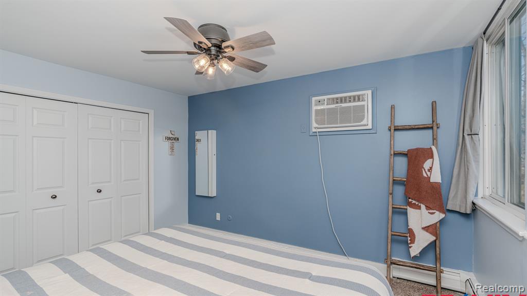 1629 Cass Lake Road, Unit C Keego Harbor, MI 48320 - Photo 33 of 40