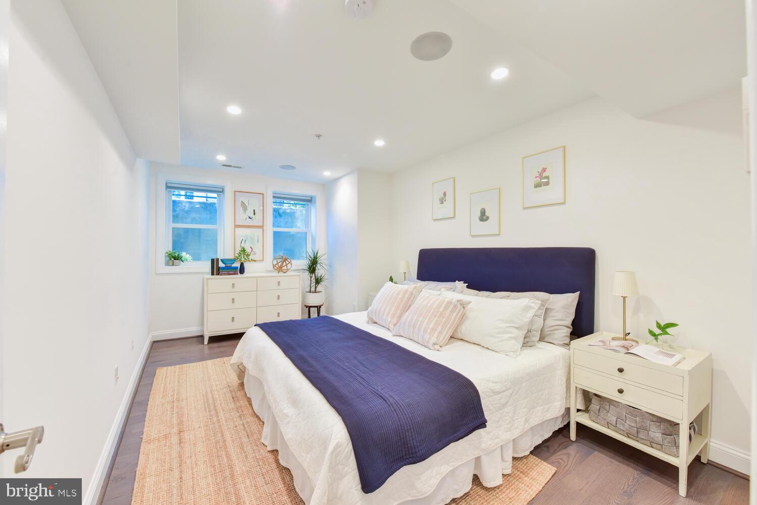 817 Varnum Street Northwest, Unit 1 Washington, DC 20011 - Photo 21 of 27