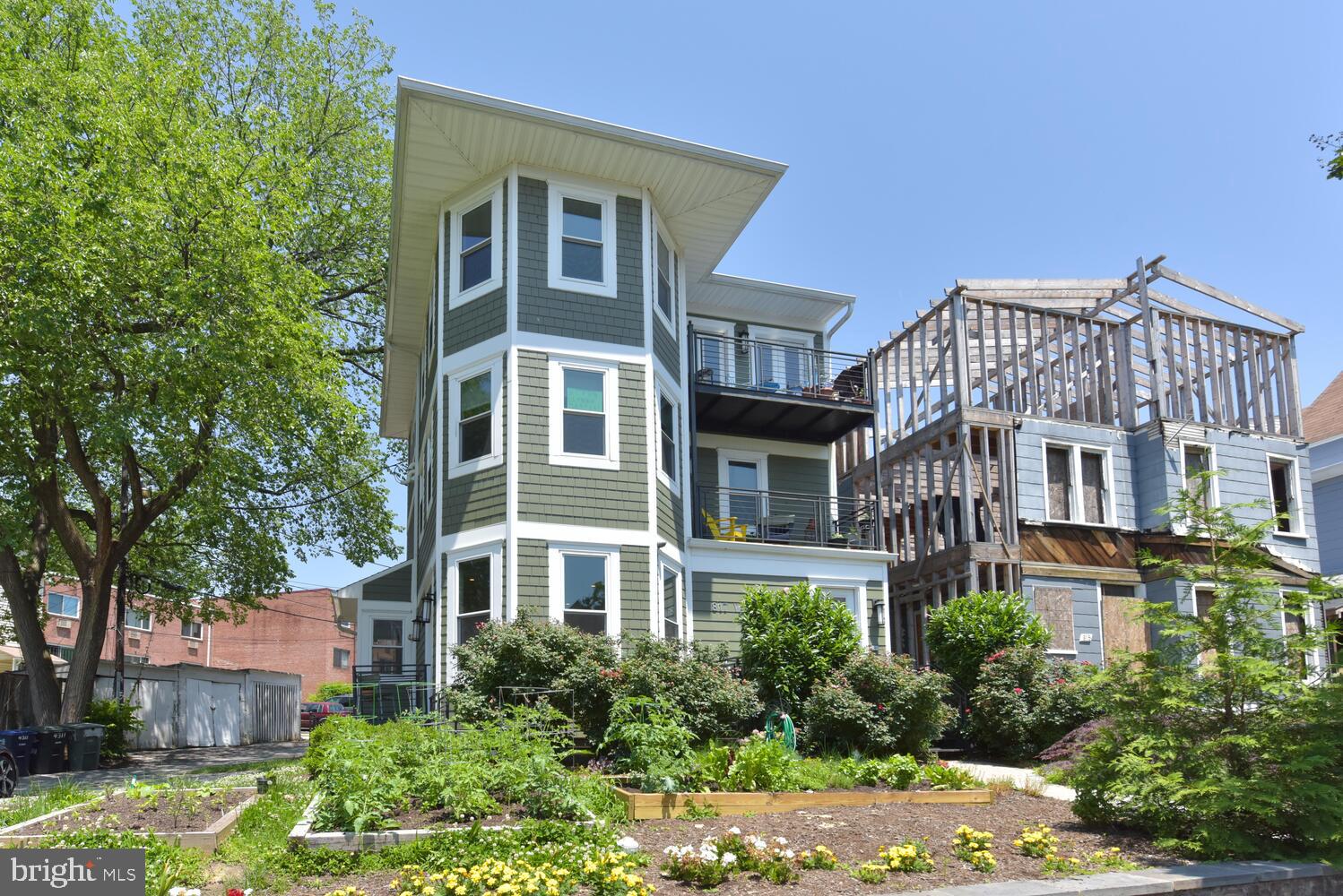 817 Varnum Street Northwest, Unit 1 Washington, DC 20011 - Photo 26 of 27