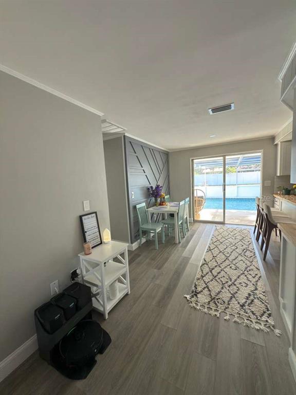 2021 Valley Drive Dunedin, FL 34698 - Photo 5 of 79