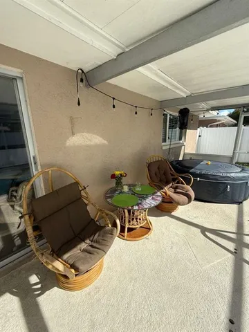 $639,500 | 2021 Valley Drive, Dunedin, FL 34698