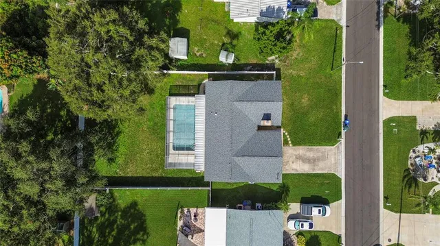 $639,500 | 2021 Valley Drive, Dunedin, FL 34698