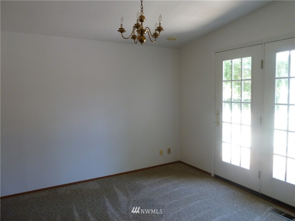 41 Southeast High Road Shelton, WA 98584 - Photo 6 of 19 Gallery Image 6