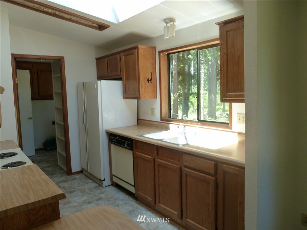 41 Southeast High Road Shelton, WA 98584 - Photo 7 of 19 Gallery Image 7